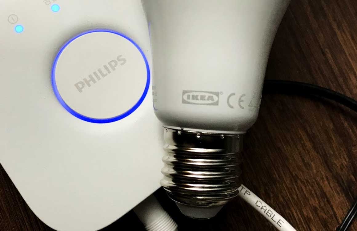 Zo koppel je een IKEA Tradfri-lamp aan Philips Hue, en dit zijn de nadelen