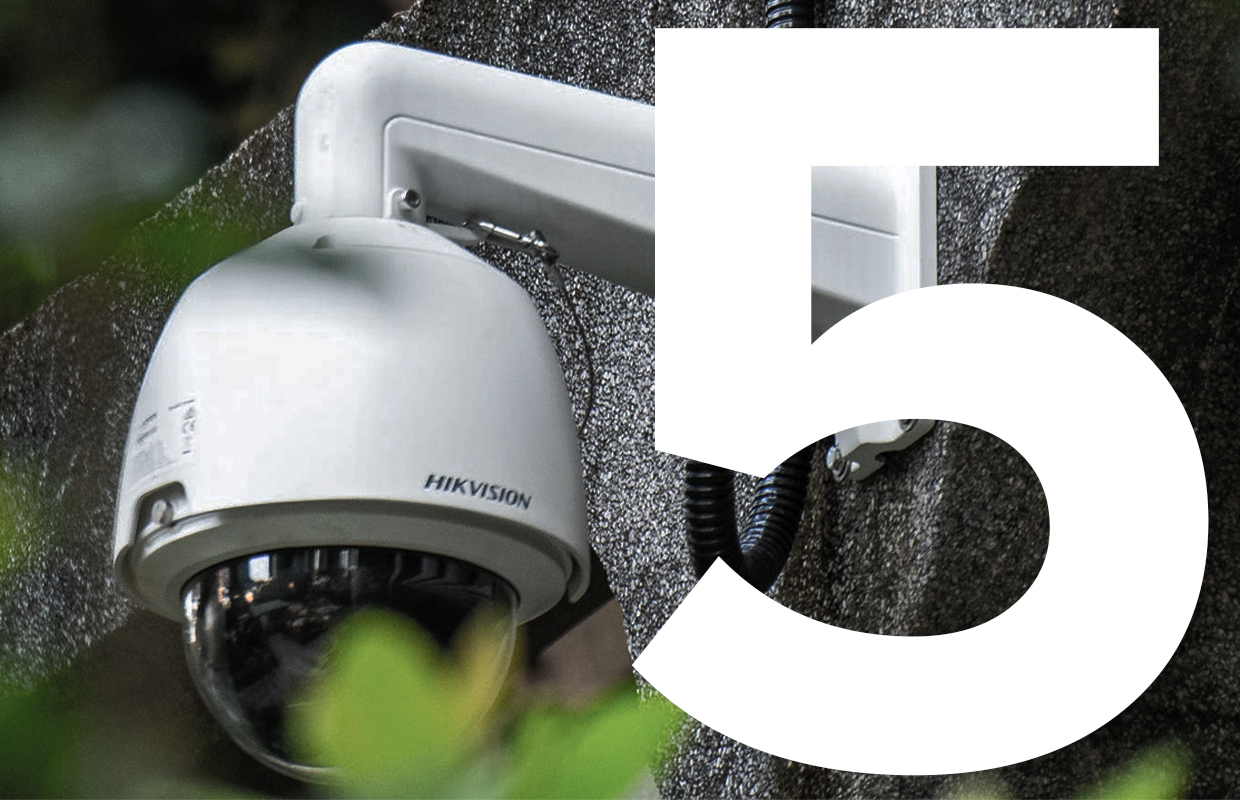 5 slimme beveiligingscamera’s om inbrekers buiten de deur te houden
