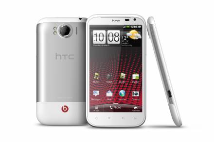 HTC kondigt Sensation XL aan met Beats Audio en 4.7 inch scherm