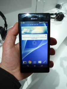 Hands-on Sony Xperia M2: middenklasser met 4G en een groot display