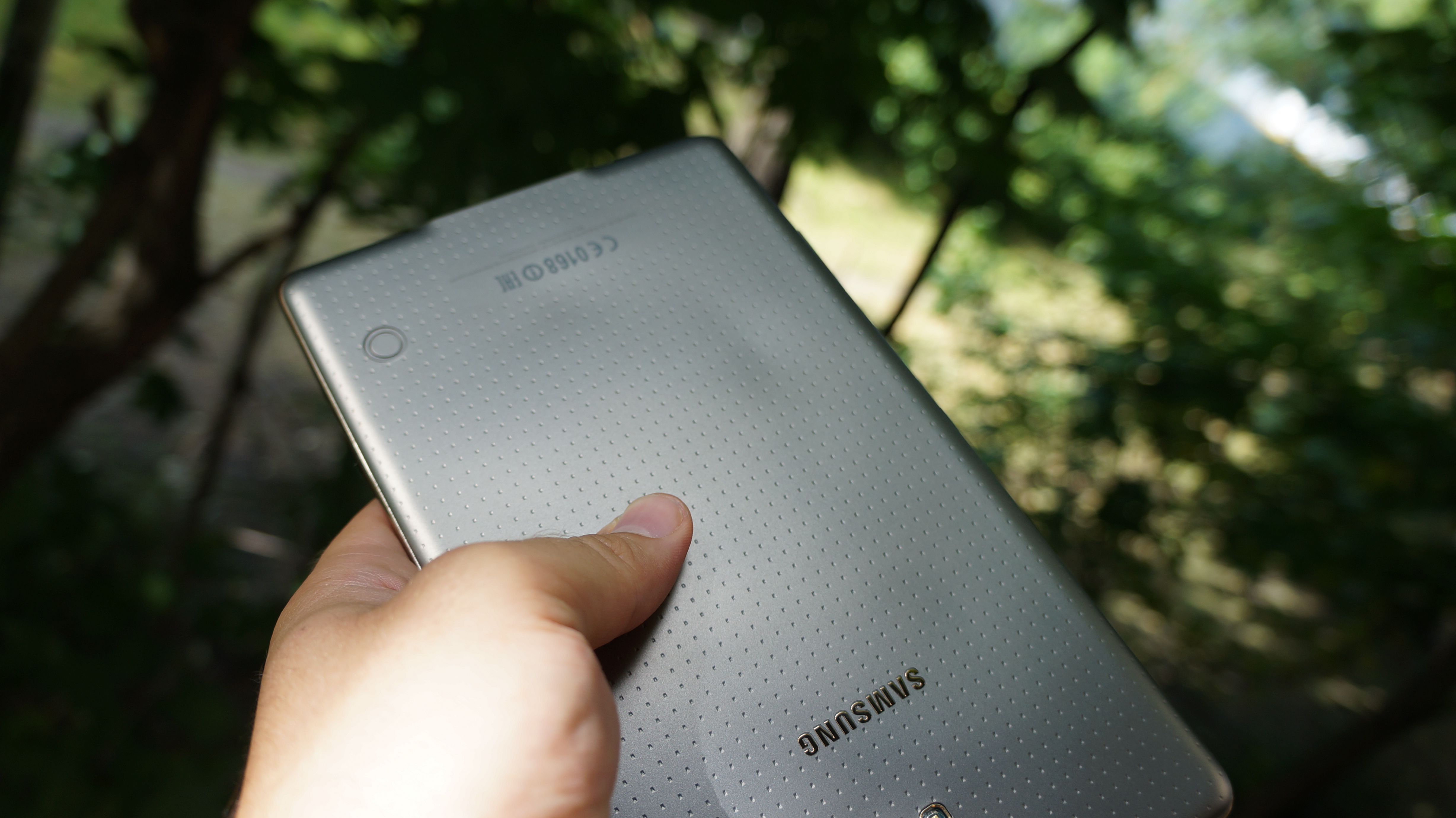Hete Samsung Galaxy Tab S trekt krom – update