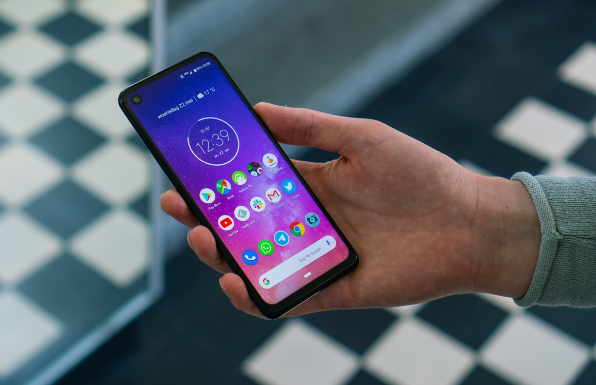 Android 11 rolt eindelijk (weer) uit voor Motorola One Vision