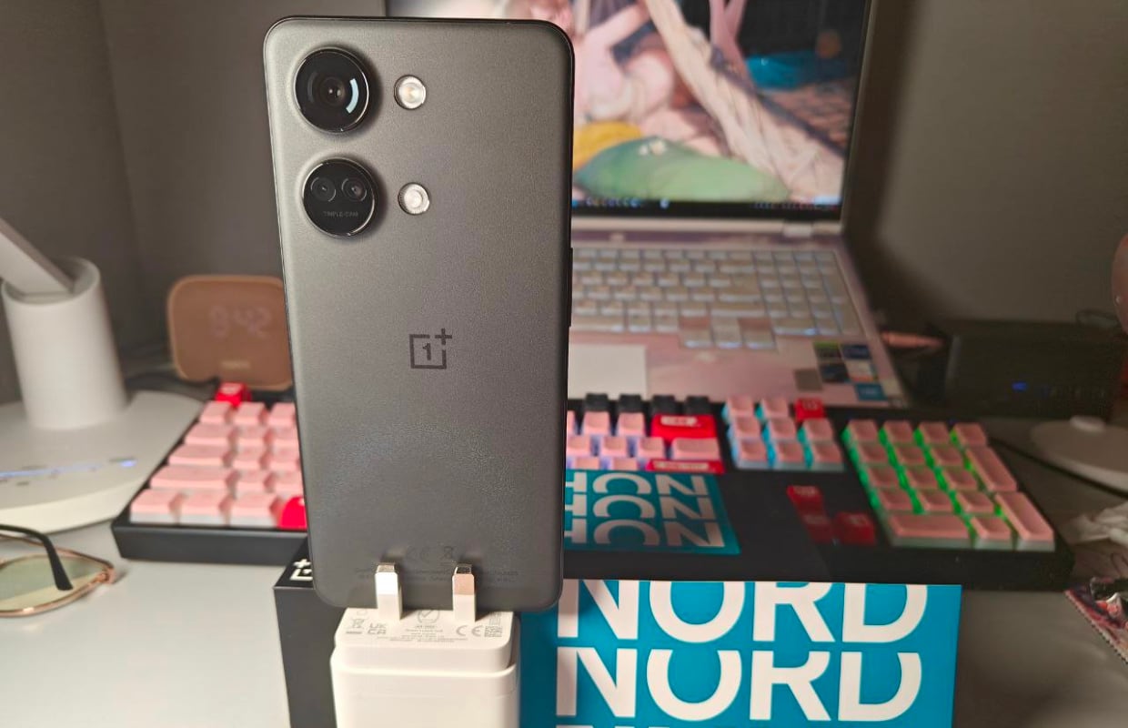 ‘Gelekte foto’s laten design van OnePlus Nord 3 zien’