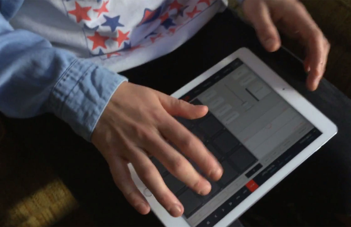 Video: zo maken muzikanten muziek met de iPad Air 2