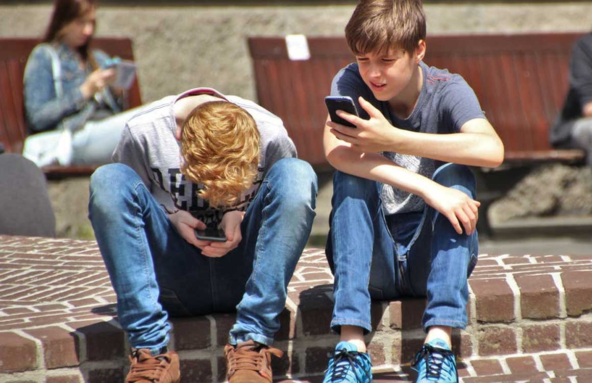 Dit zeggen onderzoeken over gevolgen smartphonegebruik bij kinderen
