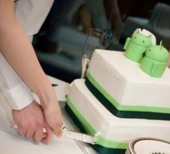Android-fans stappen in het huwelijksbootje: Android op je bruidstaart