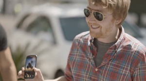 Nieuwe reclame Samsung maakt toekomstige iPhone 5-bezitters belachelijk