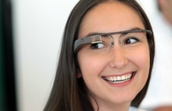 Siri maakt Google Glass belachelijk