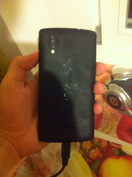 Nieuwe Nexus 5 foto’s gelekt, geven duidelijk beeld van smartphone