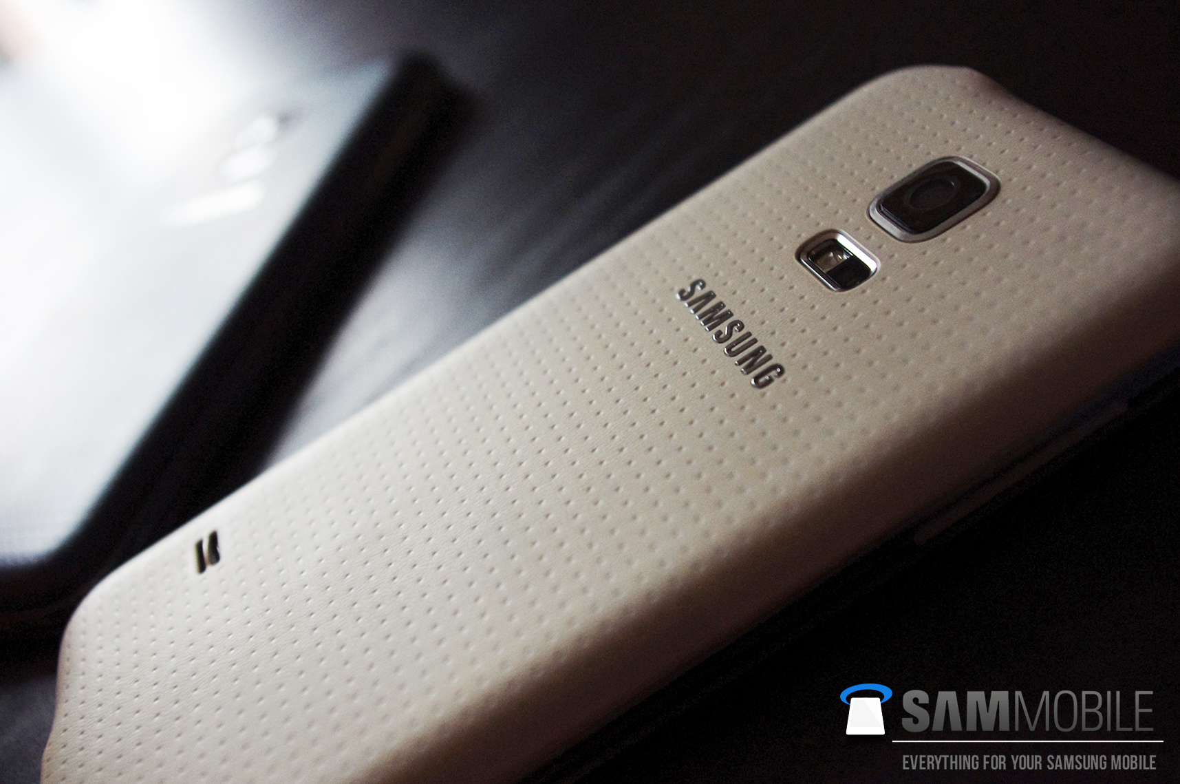 ‘Galaxy S5 Mini vanaf medio juli te koop’