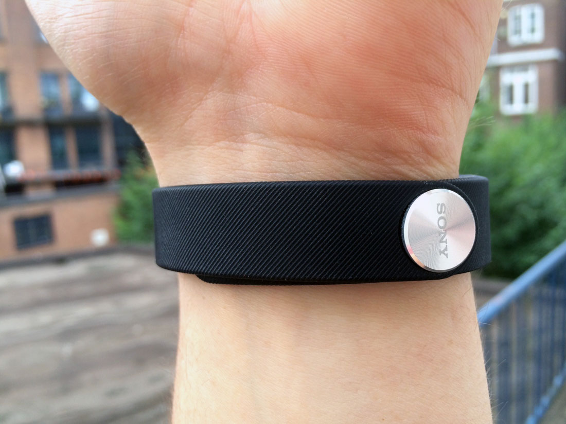Sony SmartBand Review: slimme polsband trackt meer dan je stappen