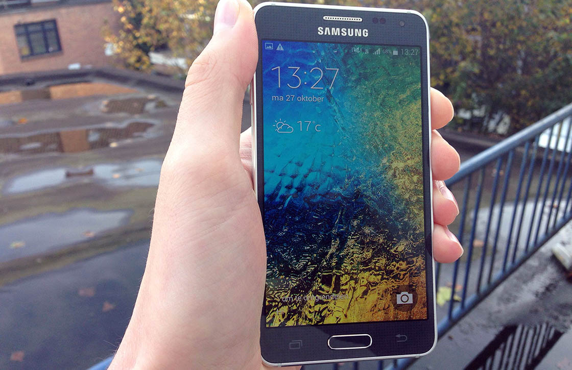 Samsung Galaxy Alpha Review: stijlvol toestel met een te hoge prijs