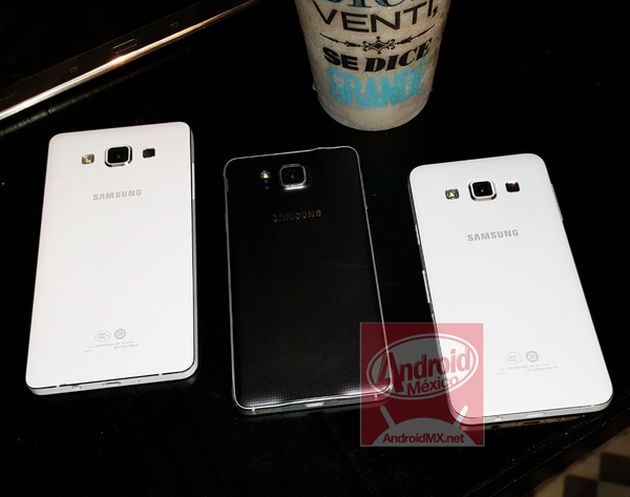 ‘Foto’s metalen Samsung Galaxy A5 en Galaxy A3 duiken op’