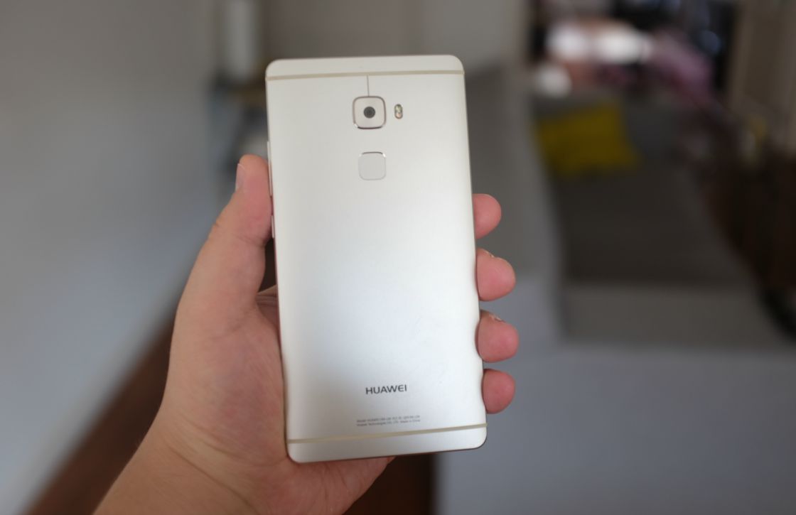 ‘Huawei onthult Mate S2 met drukgevoelig scherm in september’ – update