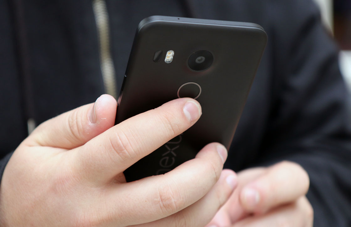 Google: ‘Mogelijk slimmere vingerafdrukscanner voor Nexus 6P en 5X’