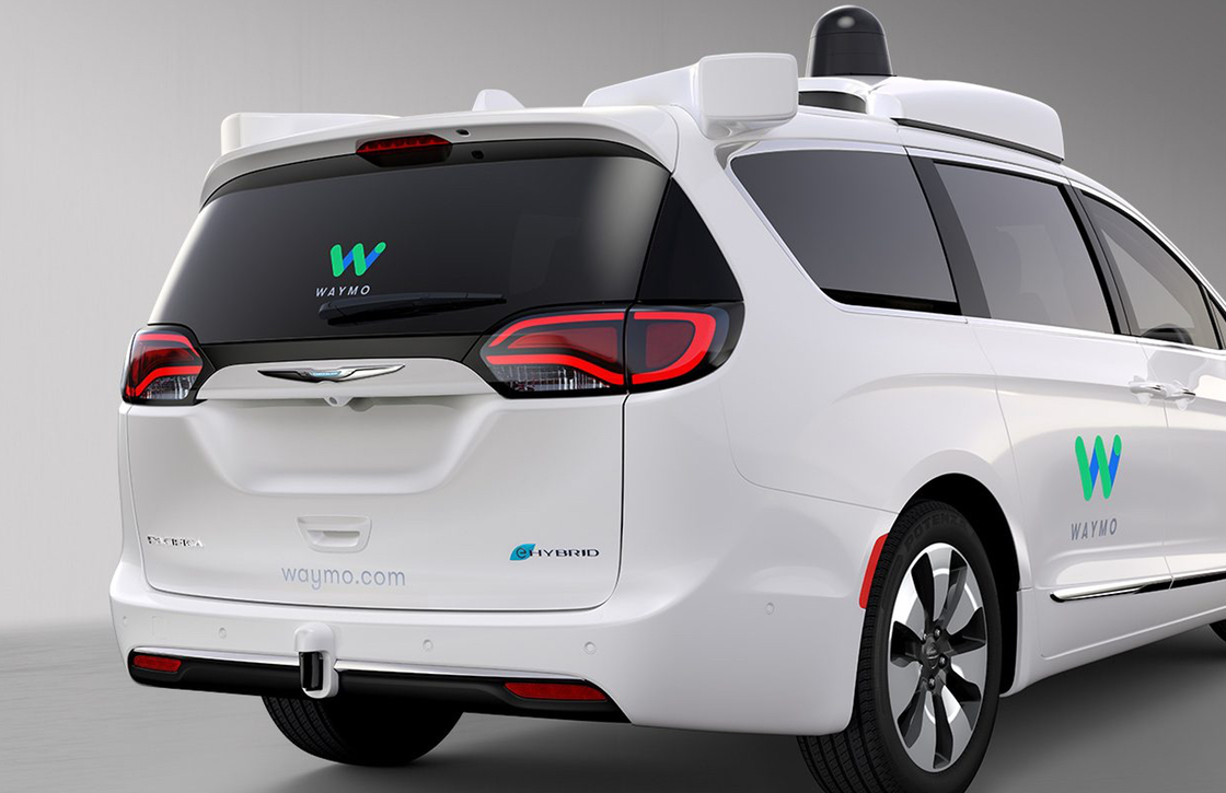 Uber-concurrent Lyft gaat met Googles zelfrijdende auto’s aan de haal