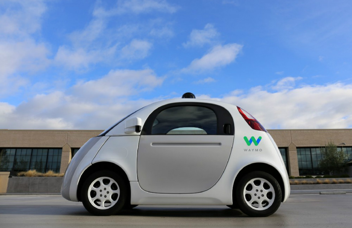 Google parkeert zelfrijdende auto bij Alphabet-bedrijf Waymo