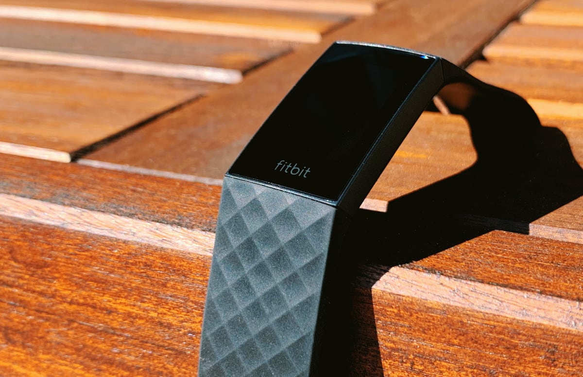 ‘Dit is de Fitbit Charge 5 met groter kleurenscherm’