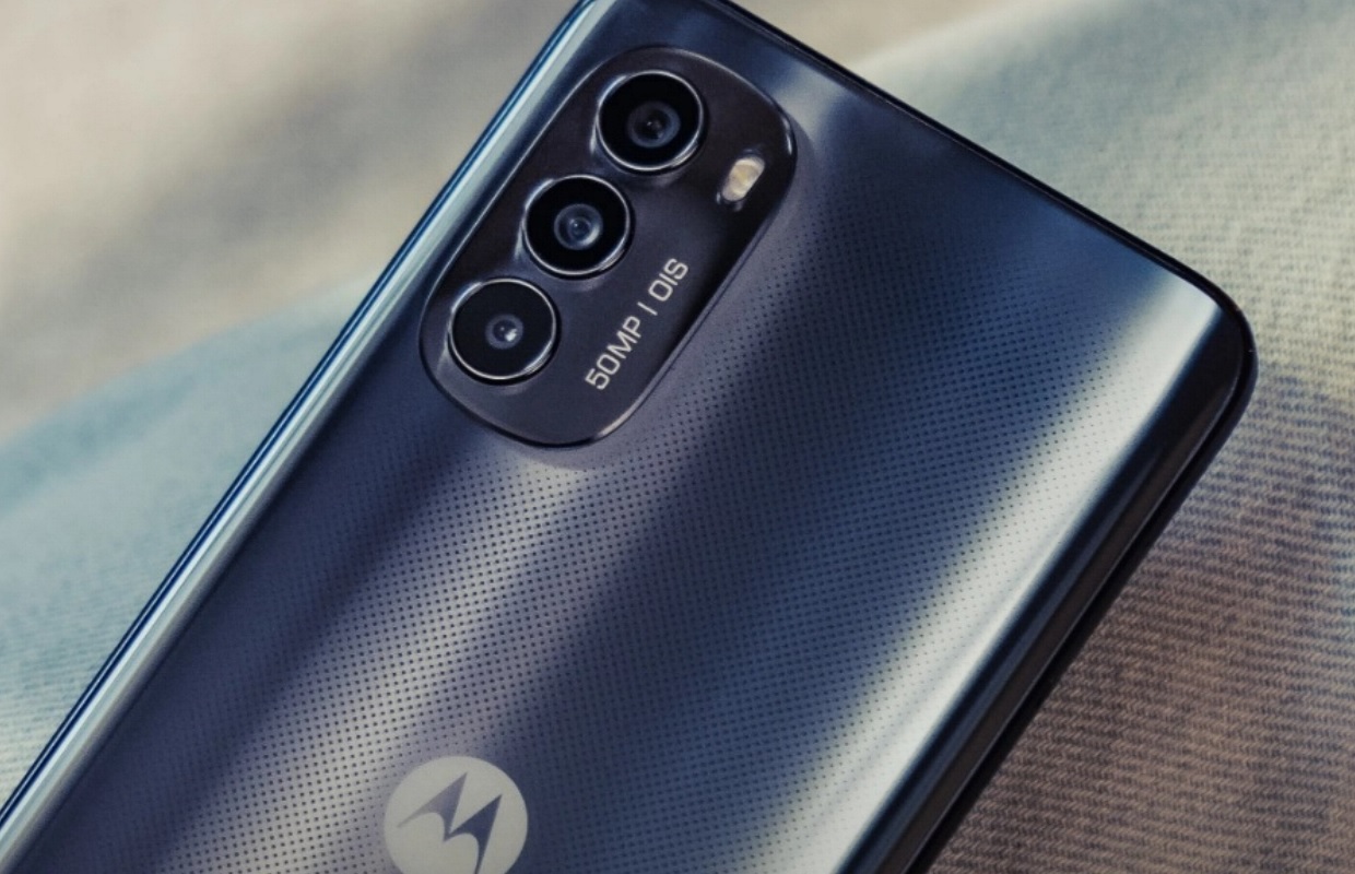 ‘Motorola Moto G82 lekt volledig uit: dit is alles wat je moet weten’