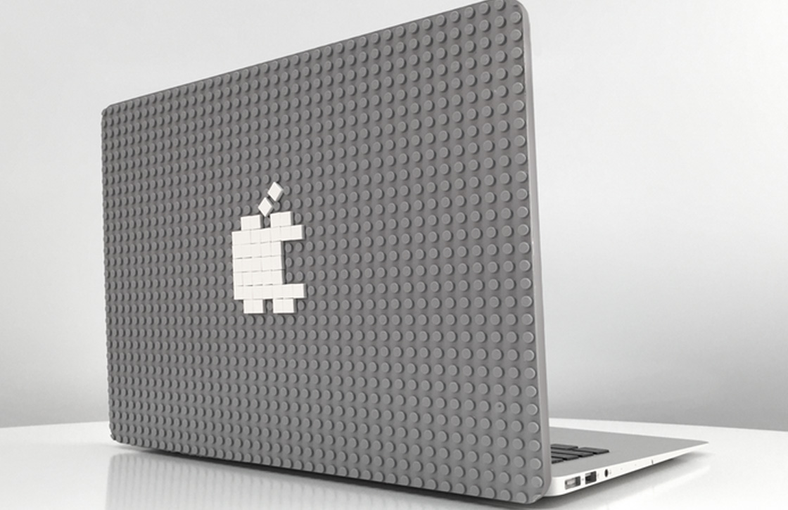 Op deze MacBook case kun je bouwen met Lego-stenen