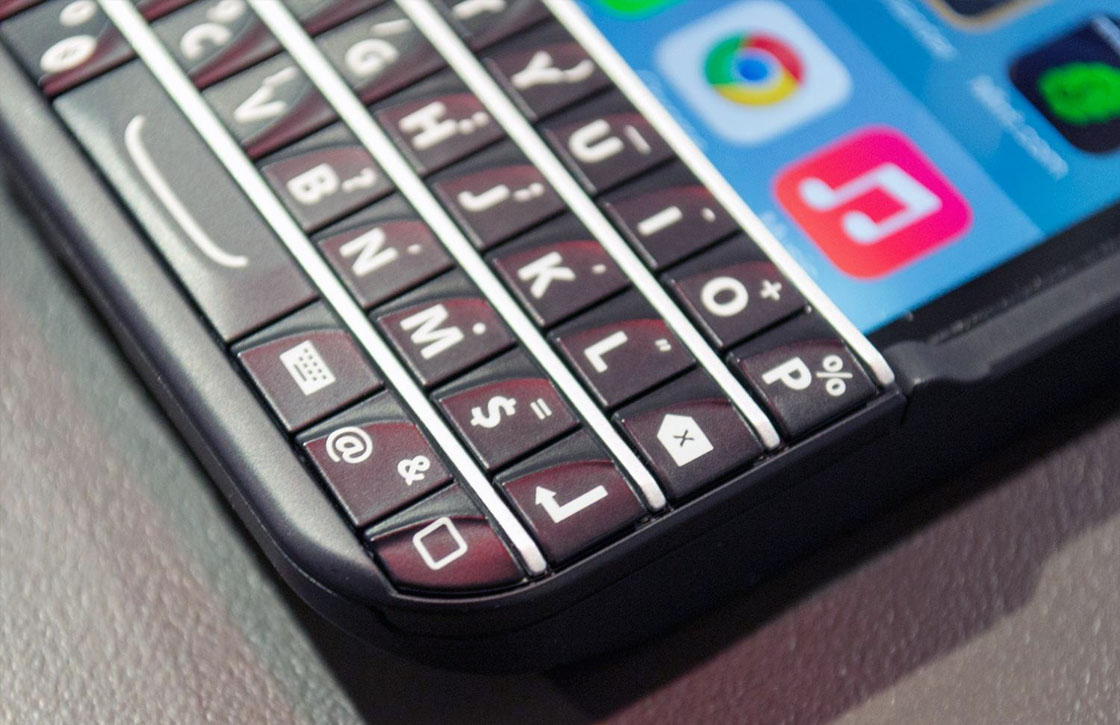 Verkoop BlackBerry-toetsenbord voor iPhone 6 verboden