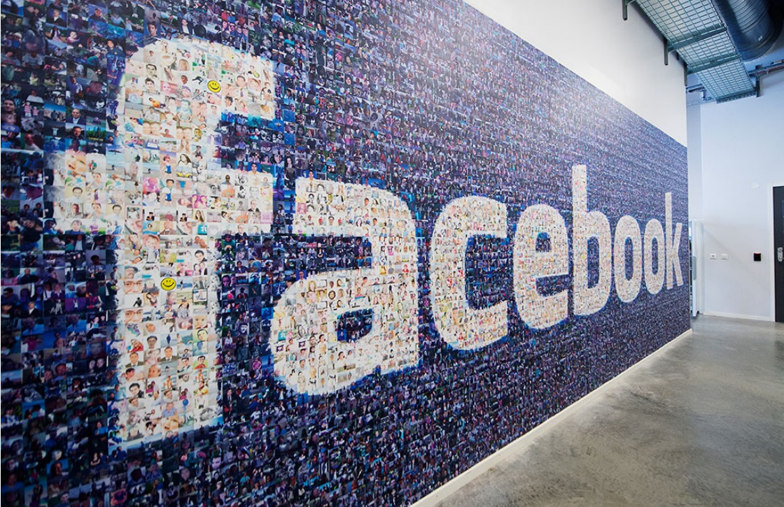 Facebook-gebruikers streamen 100 miljoen uur video per dag