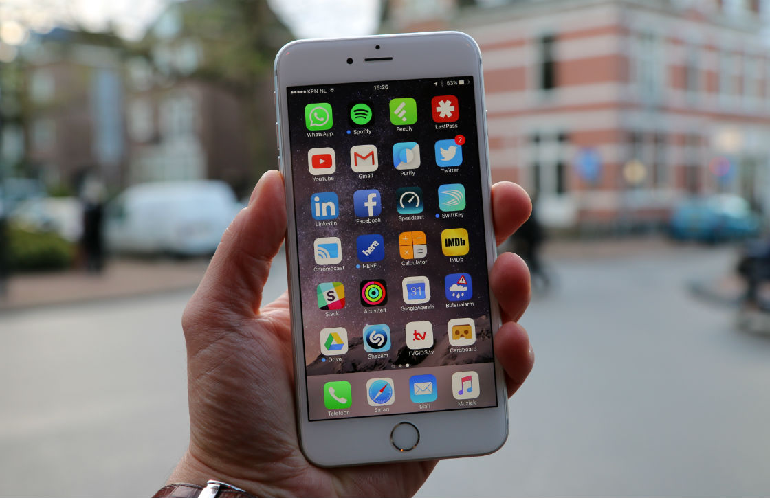 Optie om iOS stock-apps te verbergen duikt op in metadata