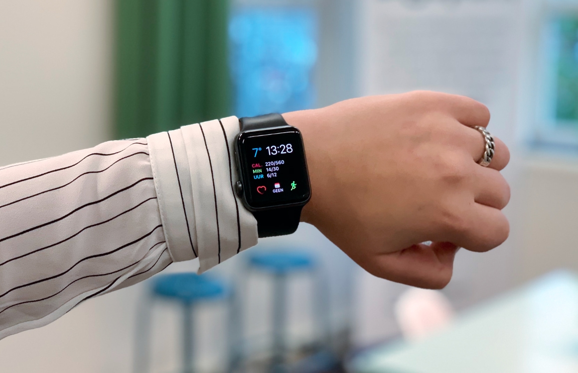 Apple-patent toont Apple Watch met buigzaam scherm op horlogeband