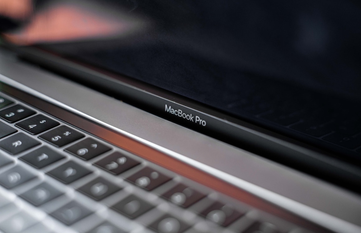 Apple waarschuwt: camera-cover kan scherm MacBook kapotmaken