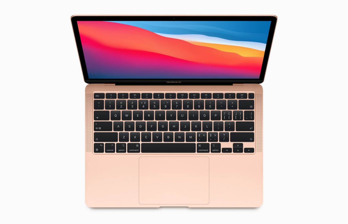 Nieuwe MacBook Air met M1 Silicon-chip is sneller dan duurdere MacBook Pro met Intel