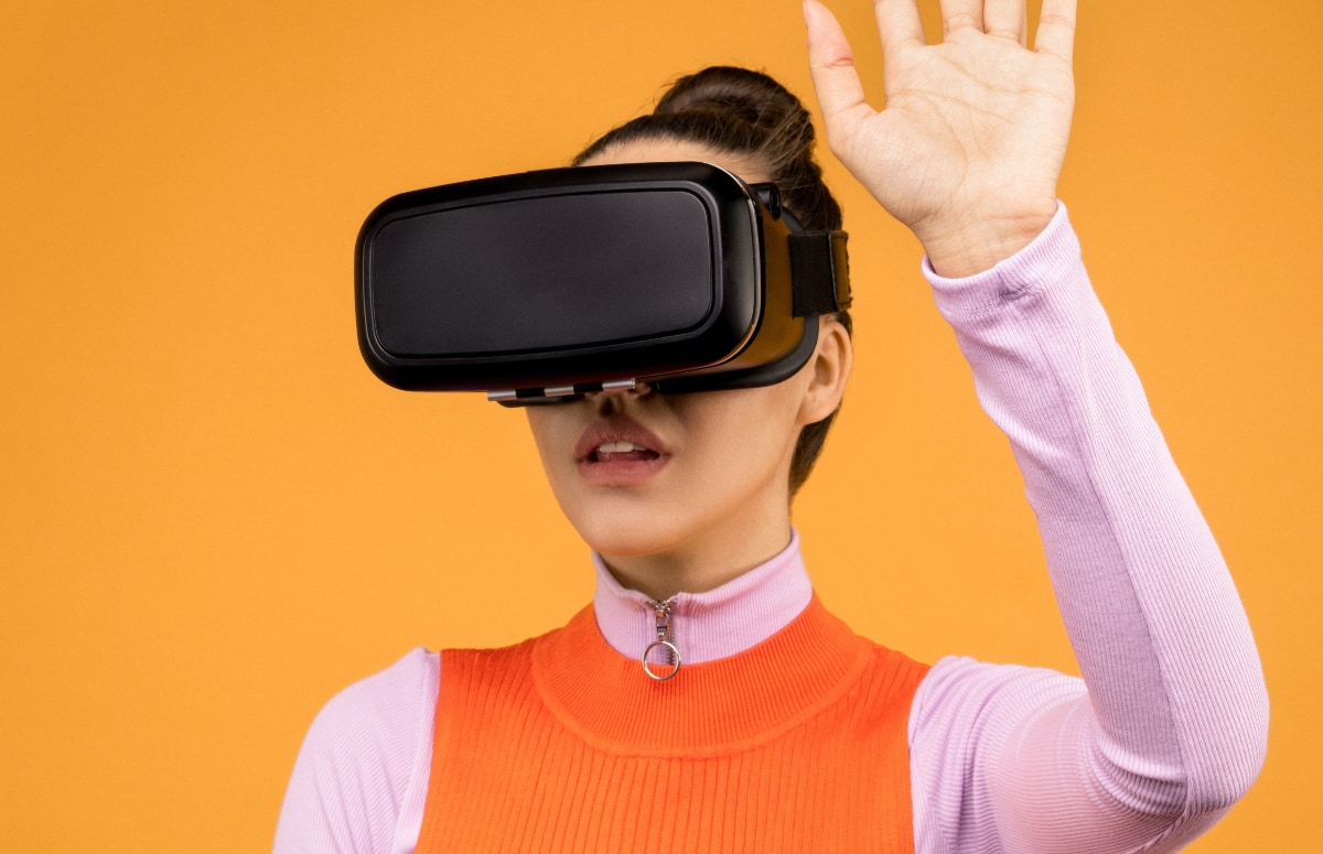 ‘Apple maakt dure VR-bril met compact design en high-end schermen voor 2022’