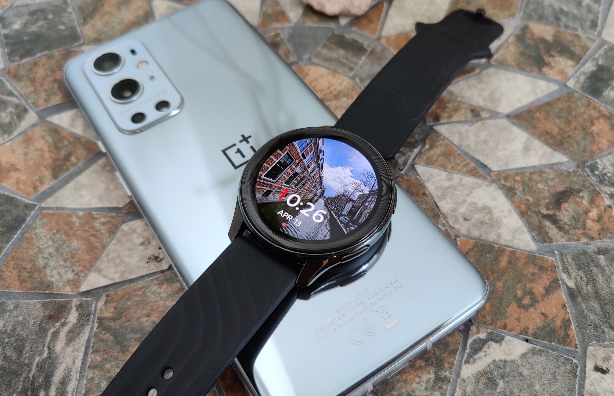 OnePlus Watch review: slim horloge is door matige software niet zo slim